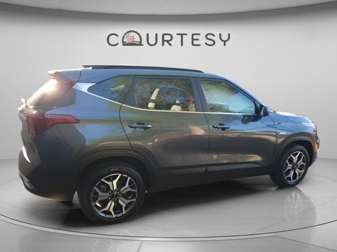 Used 2023 Kia Seltos EX AWD/4WD image 12