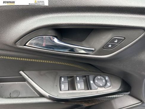 Used 2024 Chevrolet Trax LT image 12