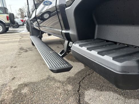 New 2026 Ford F250 Platinum image 19