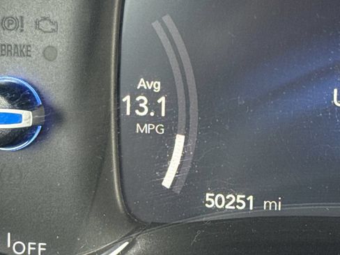 Used 2024 Chrysler Pacifica Limited FWD image 30