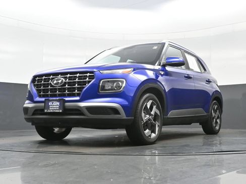 Certified 2026 Hyundai Venue SEL FWD image 27