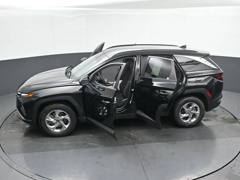 Used 2024 Hyundai Tucson SEL AWD/4WD image 47