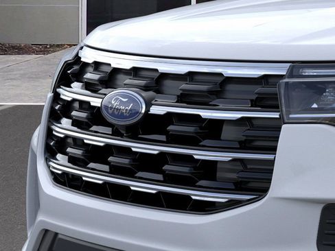 New 2026 Ford Explorer Active image 17