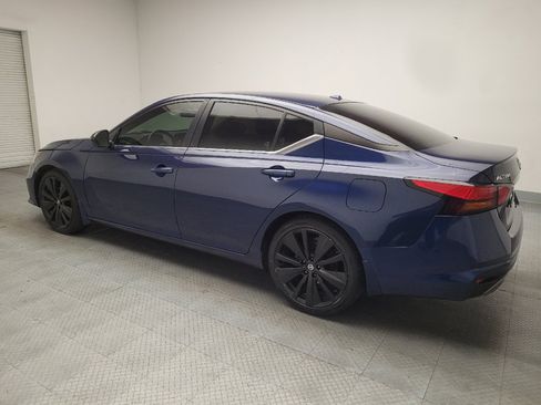 Used 2022 Nissan Altima 2.5 SR FWD image 3