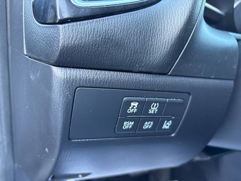 Used 2014 MAZDA MAZDA3 s Grand Touring w/ Technology Package image 15