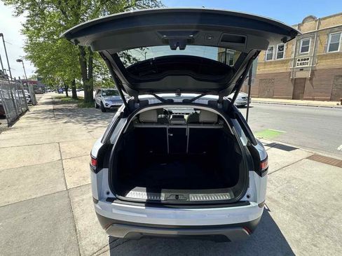 Used 2018 Land Rover Range Rover Velar S AWD/4WD image 39