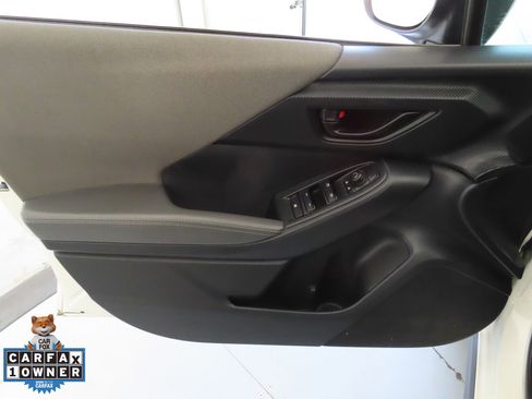 Used 2024 Subaru Crosstrek 2.0i Premium w/ Popular Package #4 image 11