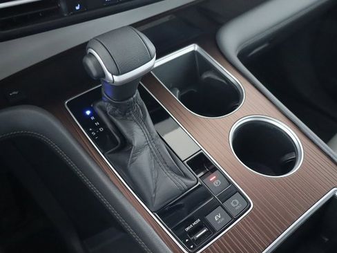 Used 2021 Toyota Sienna XLE image 38