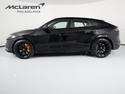 Used 2022 Lamborghini Urus image 8