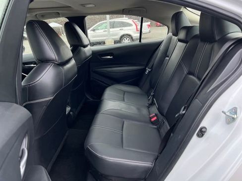 Used 2025 Toyota Corolla XLE image 14