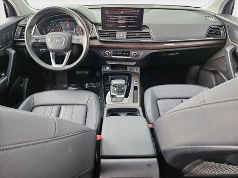 Used 2023 Audi Q5 2.0T Premium w/ Convenience Package image 16