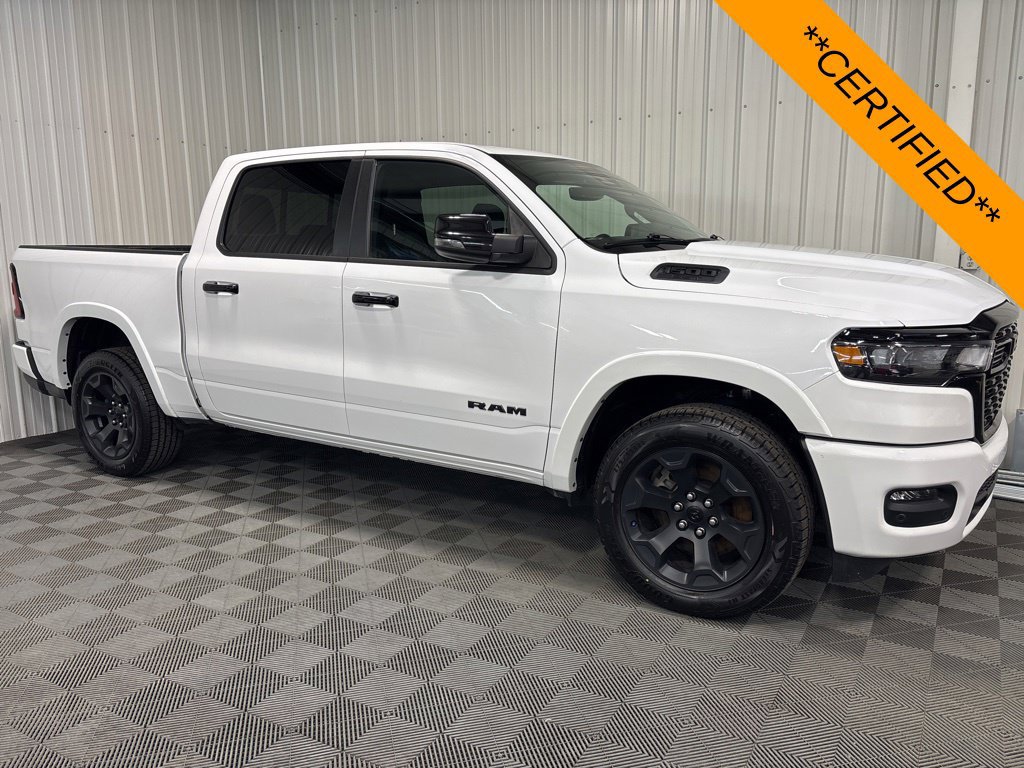 Certified 2025 RAM 1500 Big Horn AWD/4WD image 1