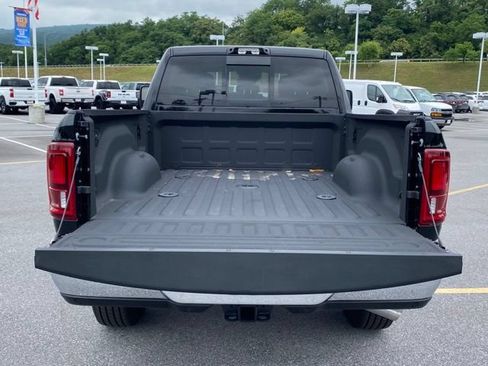 Used 2025 RAM 2500 Tradesman AWD/4WD image 9