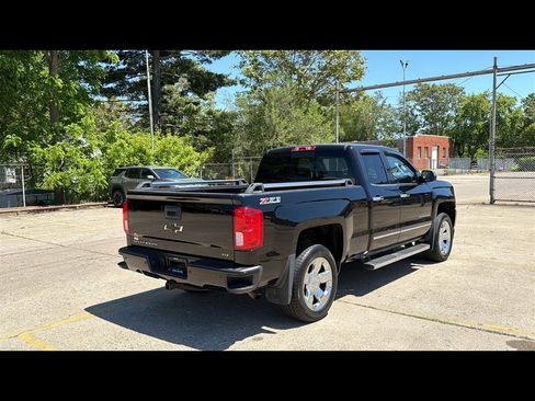 Used 2017 Chevrolet Silverado 1500 LTZ Z71 w/ LTZ Plus Package AWD/4WD image 5