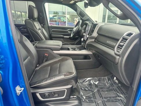 Used 2022 RAM 1500 Laramie AWD/4WD image 8