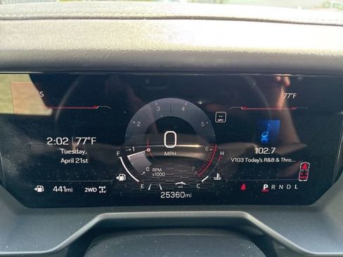 Used 2024 GMC Acadia Denali AWD/4WD image 24