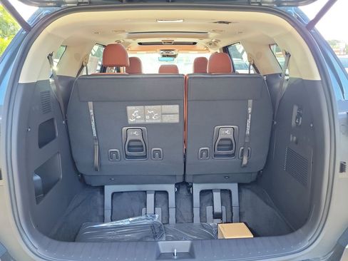 New 2026 Kia Carnival SX Prestige FWD image 14