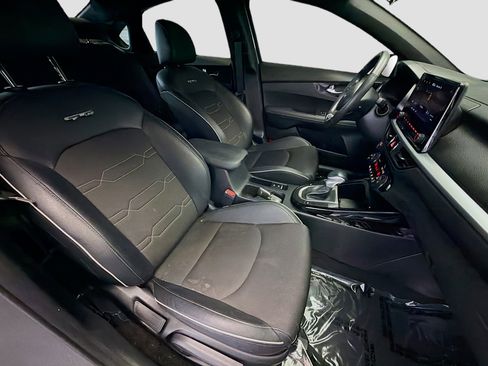 Used 2022 Kia Forte GT-Line w/ GT-Line Premium Package image 15