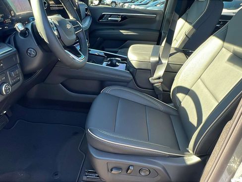New 2026 Chevrolet Tahoe Premier AWD/4WD image 13