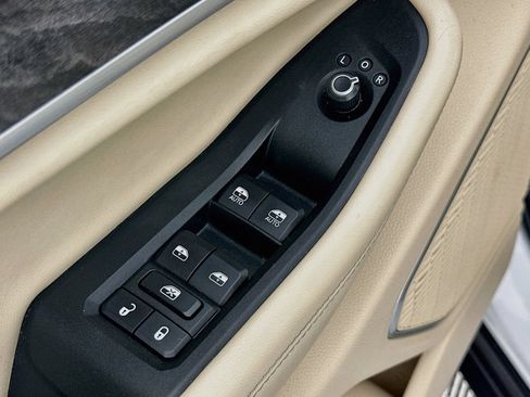 Certified 2021 Jeep Grand Cherokee L Limited AWD/4WD image 26