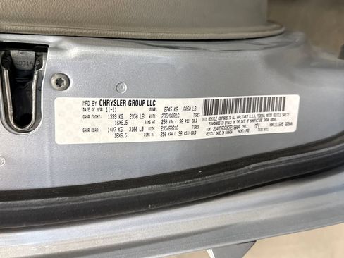 Used 2012 Dodge Grand Caravan Crew FWD image 22