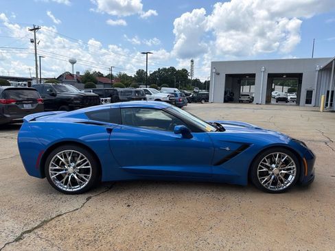 Used 2014 Chevrolet Corvette Stingray Coupe w/ 3LT Preferred Equipment Group RWD image 2