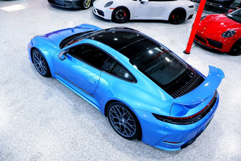 Used 2026 Porsche 911 Carrera T RWD image 11