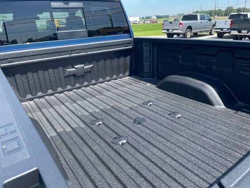 New 2026 Chevrolet Silverado 2500 LT w/ All Star Edition AWD/4WD image 7