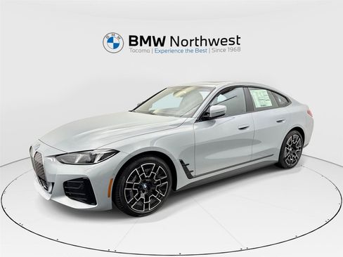 Used 2026 BMW i4 xDrive40i w/ M Sport Package AWD/4WD image 1