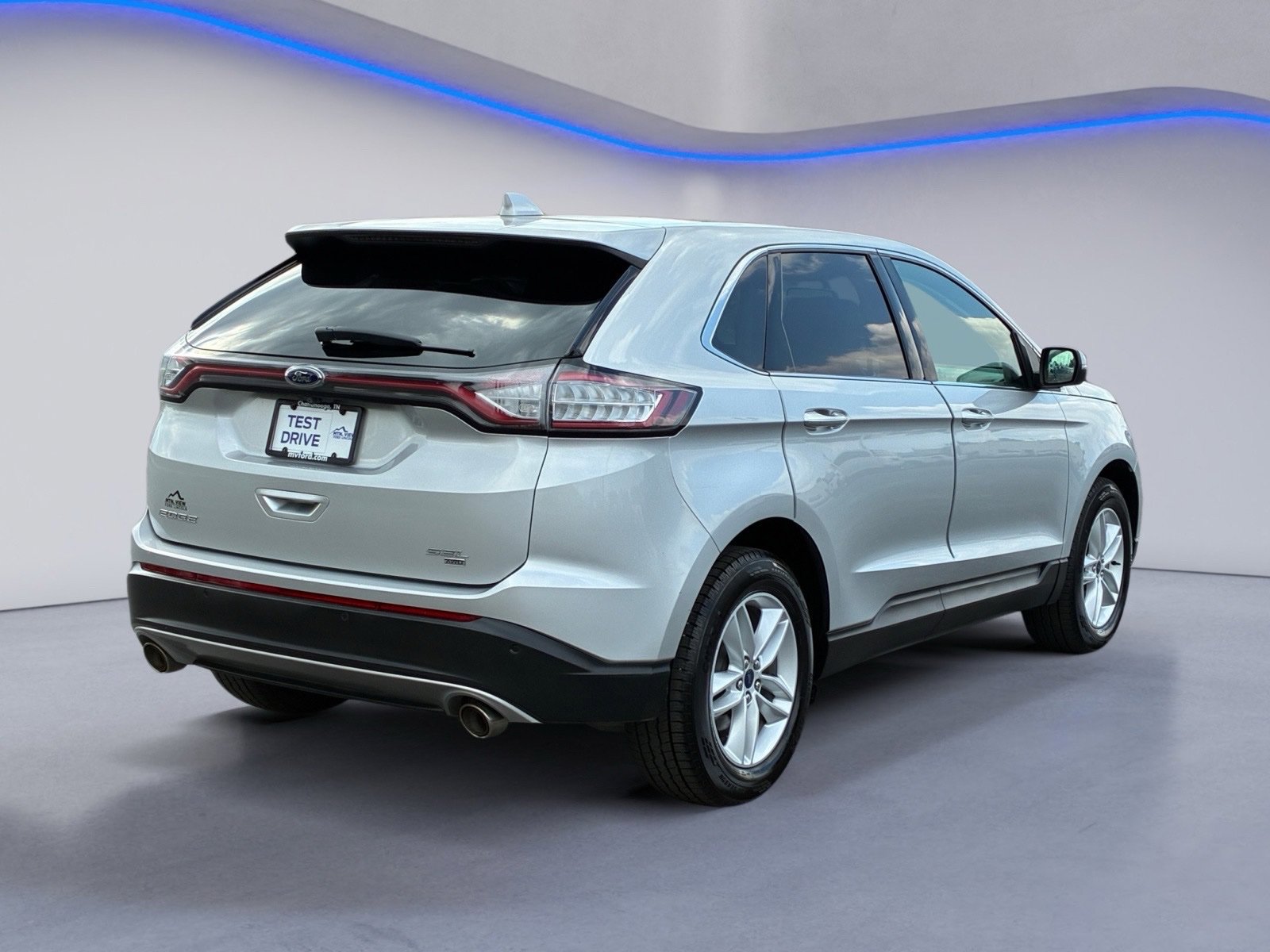 Used 2016 Ford Edge SEL w/ Equipment Group 201A AWD/4WD image 6