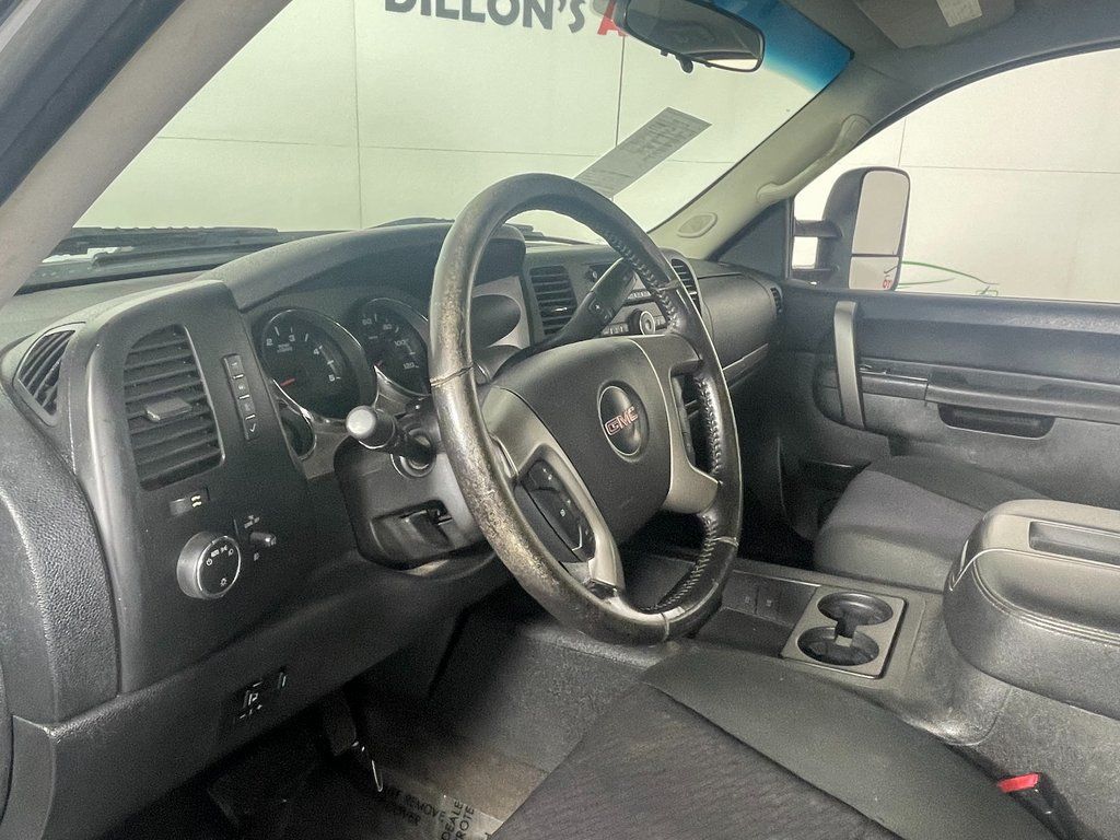 Used 2013 GMC Sierra 3500 SLE AWD/4WD image 5
