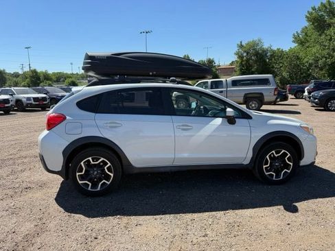 Used 2017 Subaru Crosstrek 2.0i Premium AWD/4WD image 7