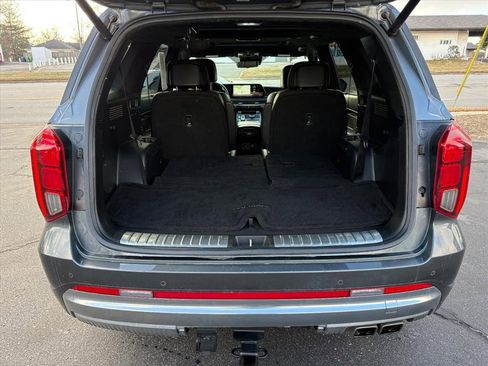 Used 2023 Hyundai Palisade Calligraphy image 23