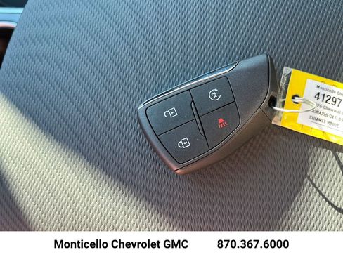 New 2026 Chevrolet Equinox LT w/ LPO, Floor Liner Package image 29