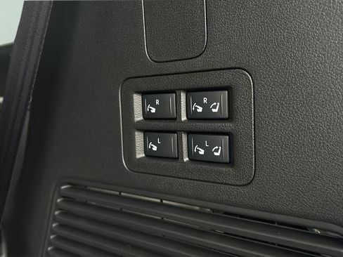 New 2026 Nissan Armada Platinum RWD image 34