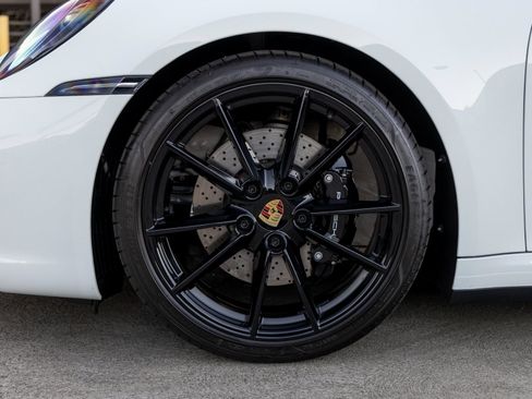 Certified 2024 Porsche 911 Targa 4S image 13