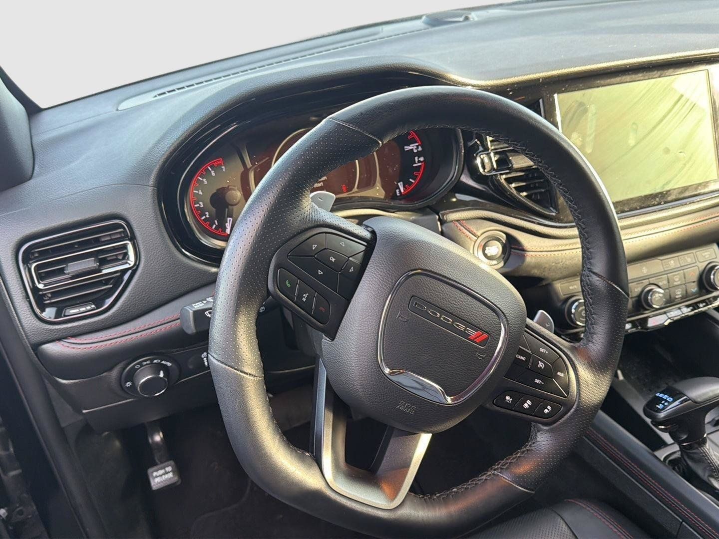 Used 2025 Dodge Durango GT AWD/4WD image 6