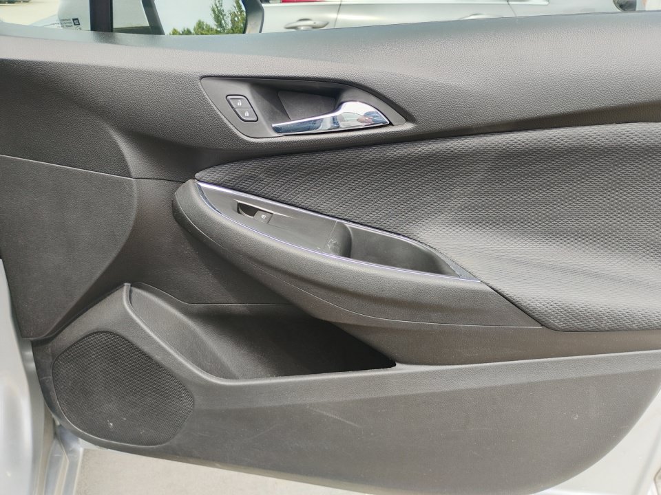 Used 2019 Chevrolet Cruze LT w/ LT Fleet Convenience Package FWD image 31