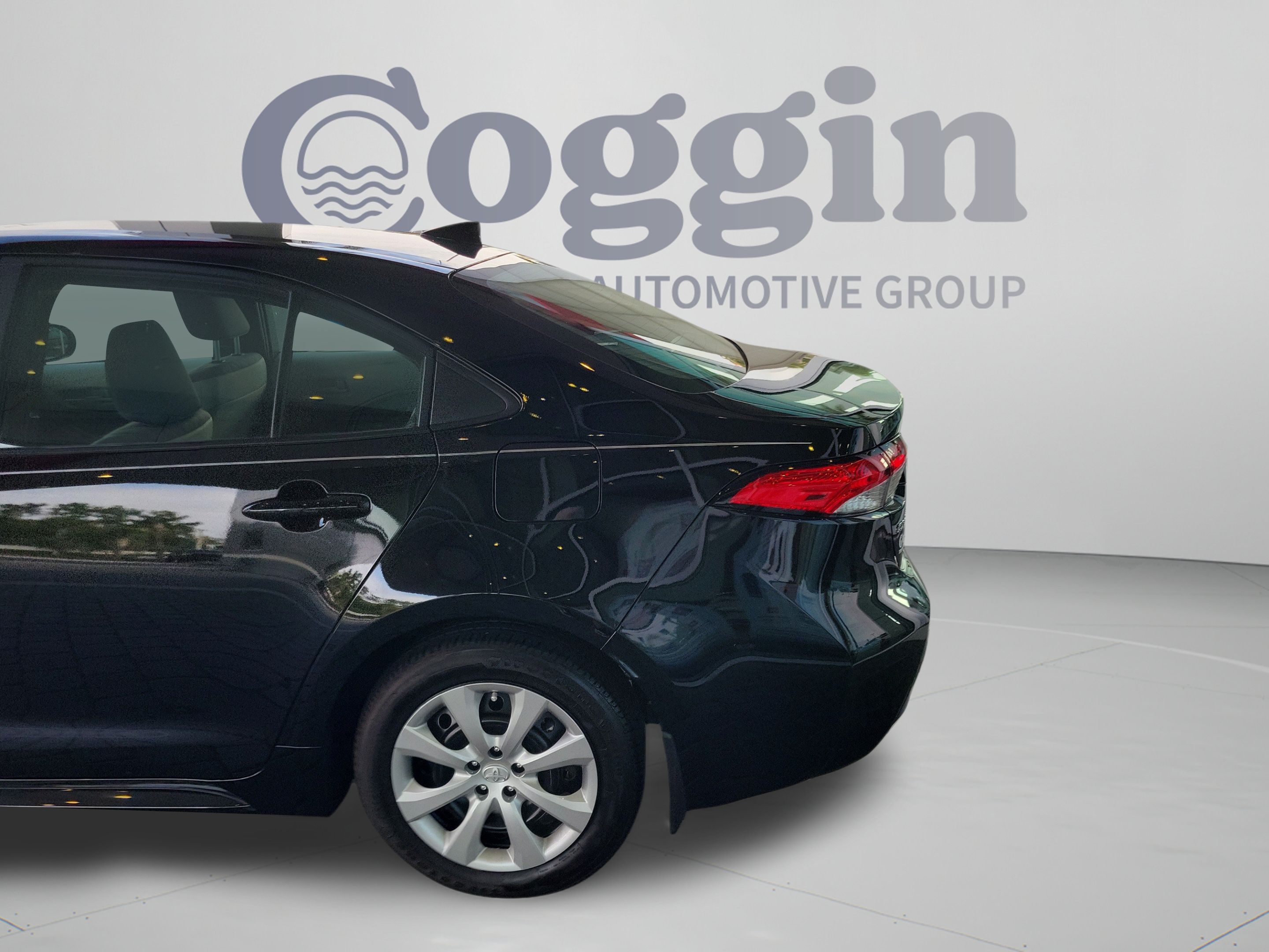 Certified 2026 Toyota Corolla LE FWD image 33