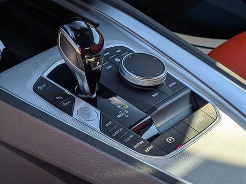 Certified 2022 BMW Z4 M40i w/ Premium Package image 12