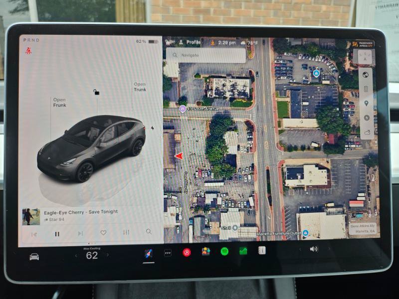 Used 2023 Tesla Model Y AWD image 41