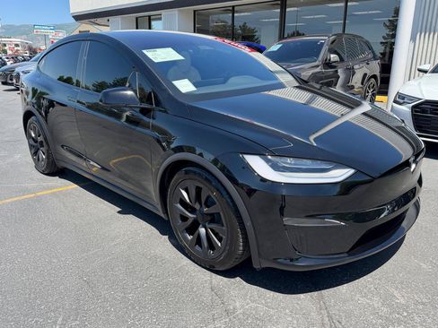 Used 2022 Tesla Model X AWD/4WD image 2