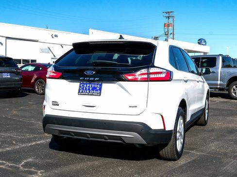 Used 2024 Ford Edge SEL image 4
