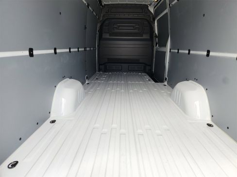 New 2025 Mercedes-Benz Sprinter 2500 image 23