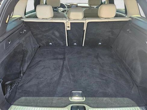Used 2018 Mercedes-Benz GLC 300 image 6
