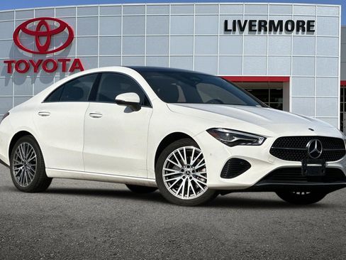 Used 2025 Mercedes-Benz CLA 250 CLA 250 image 2