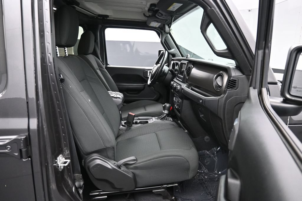 Used 2020 Jeep Gladiator Sport w/ Quick Order Package 24S AWD/4WD image 23