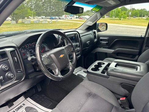 Used 2018 Chevrolet Silverado 1500 LT w/ Texas Edition AWD/4WD image 13