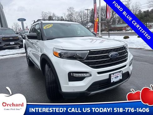 Certified 2023 Ford Explorer XLT w/ Equipment Group 202A image 4