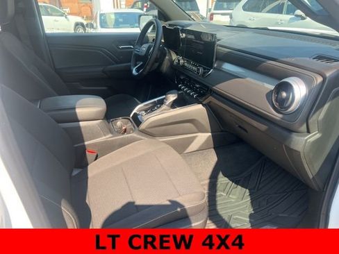 Used 2023 Chevrolet Colorado LT w/ LT Convenience Package image 12